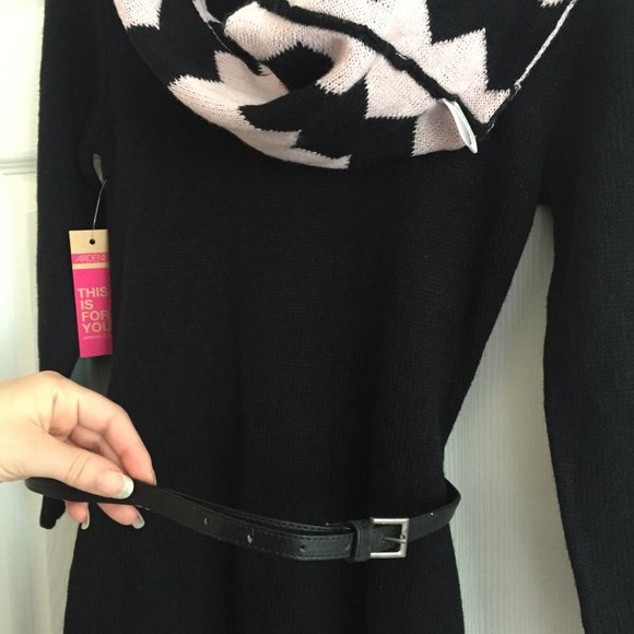 Small Black Dress w/ Scarf & Belt - NEW w/ TAGS - Picture 5 of 9
